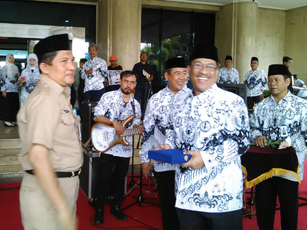 Pencarian PGRI Banggai - Persatuan Guru Republik Indonesia Cabang Banggai